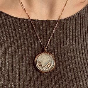 Madlen added a photo of their purchase