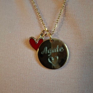 Amandine added a photo of their purchase