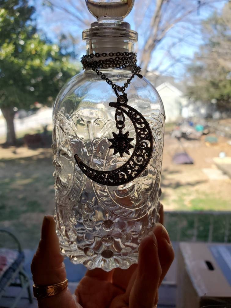 Moon Water Jar for Collection Rituals | Spiritual Usage, Eco-Friendly, Beautiful Design, Perfect for Witchcraft & Meditation