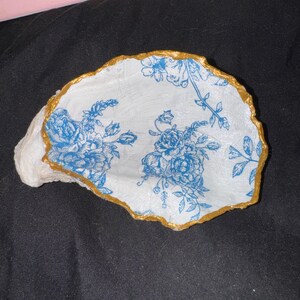 Madison-Elisabeth added a photo of their purchase