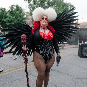 Dernières Ailes D'ange Avec Auréole, Ailes D'ange Noir Rêveur 60 × 60