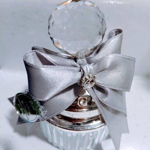 Personalized Glass Candy Dish Favor, Unique Luxury Wedding Favors, Party Thank You Gifts, Elegant Almond Candy Jar Favors