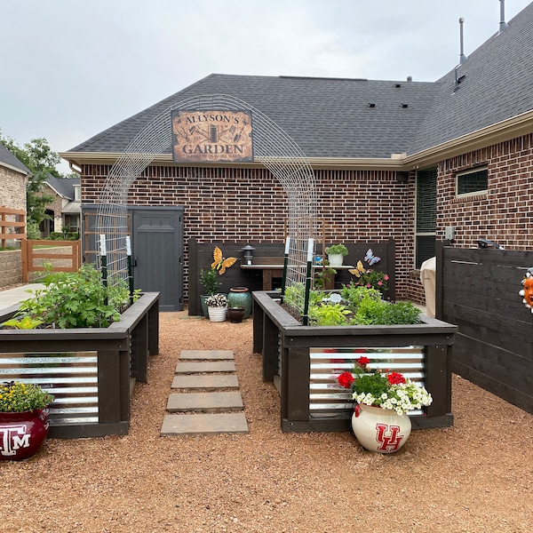 Personalized Rusty Look Garden Sign - Etsy