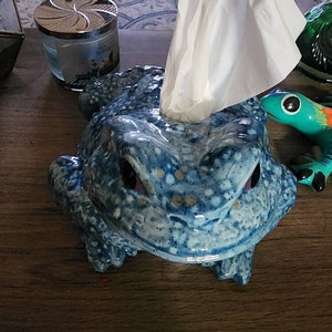 CUSTOM Painted Ceramic Arnel Toad Tissue Dispenser MEDIUM - Etsy