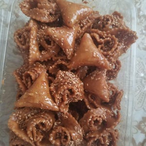 Elmani added a photo of their purchase