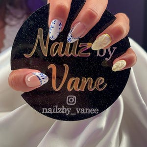 vanessa added a photo of their purchase