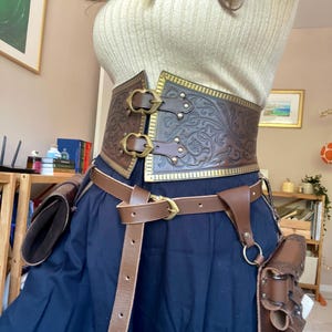 Brown Brocade Corset Belt: Handmade Leather Ren Faire Waist  display picture 3
