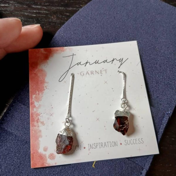 The Stone Huggie Earrings in Moss/Agate