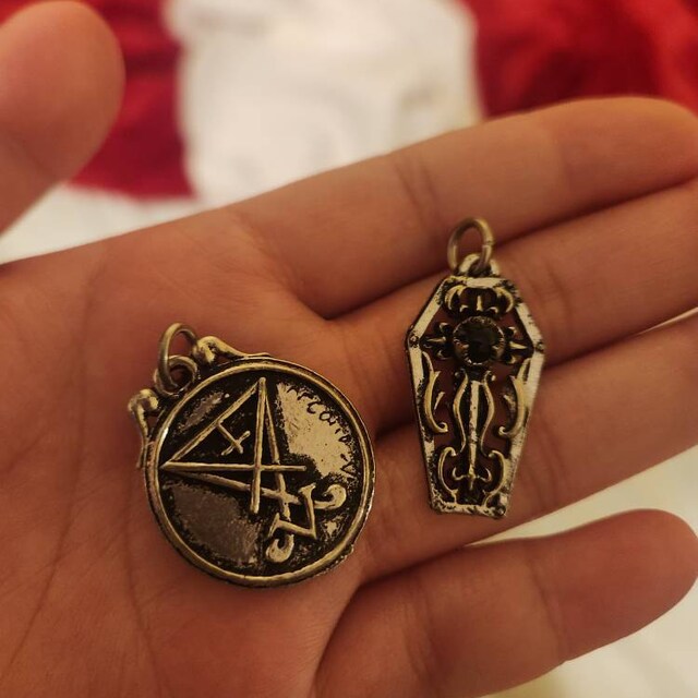 Orecchini Pendenti Lucifero In Acciaio Inox – Simbolo Satanico Croce Del Leviatano – Gioielli Wiccan Vintage