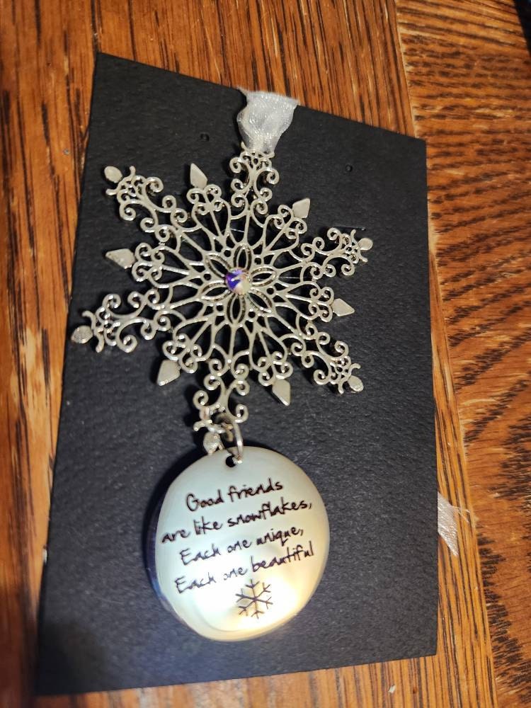 Friend ornament, Good friends are like snowflakes , Snowflake ornament, Best Friend Ornament, Friends Forever Ornament, Christmas  ornament,