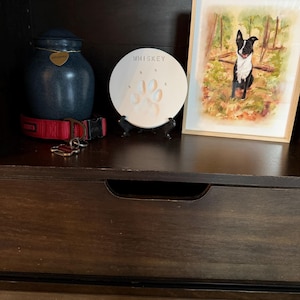 Alyssa added a photo of their purchase