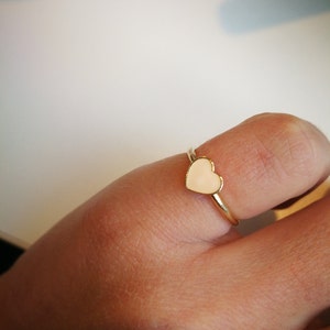 Knuckle Ring Sieraden Ringen Midiringen Pinky of Midi Ring Love Thin Gold Ring Dainty Jewelry. Stackable Skinny Gold Filled Ring Gold Heart Ring 