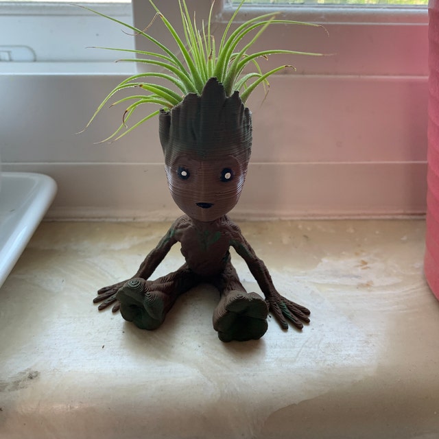 Generico Kraja I'm Baby Groot - Vaso di fiori per piante e penne del