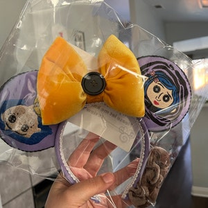 Taylor added a photo of their purchase