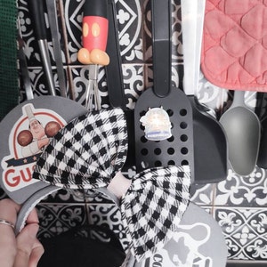 Elsa added a photo of their purchase