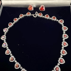 RIZILIA FIORIRE Parure di Gioielli Pendente con 18 Catena & Perno Orecchini Taglio Rotondo CZ [Simulata Onice Nero] in Placcato Oro Giallo, Semplice Ed Elegante Moderno