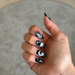 Reshit added a photo of their purchase