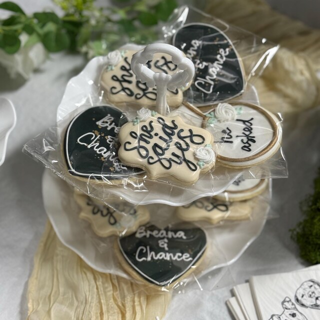 He Asked She Said Yes Bridal / Engagement Cookies - Etsy 日本