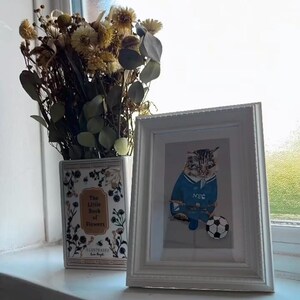 Saoirse added a photo of their purchase