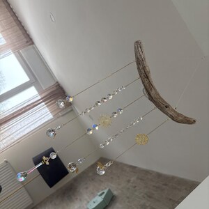 オリジナルの流木クリスタルサンキャッチャー - 室内吊り下げ装飾