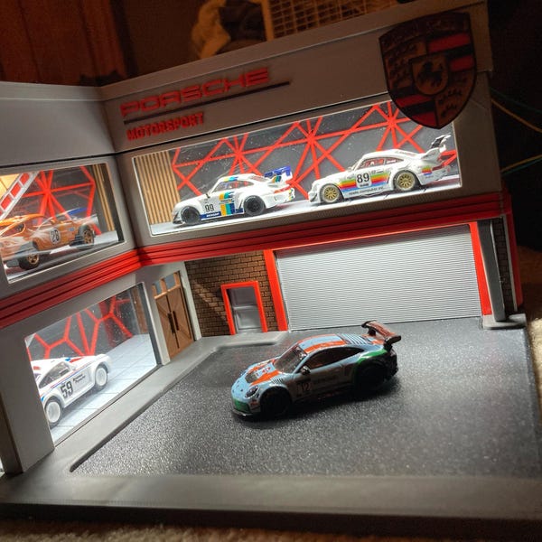 3D Printed L-shaped 2-storey Building Diorama With LED Lighting - Kaido ...