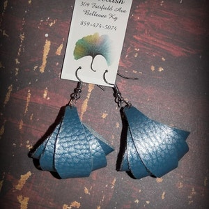 Lynnea added a photo of their purchase