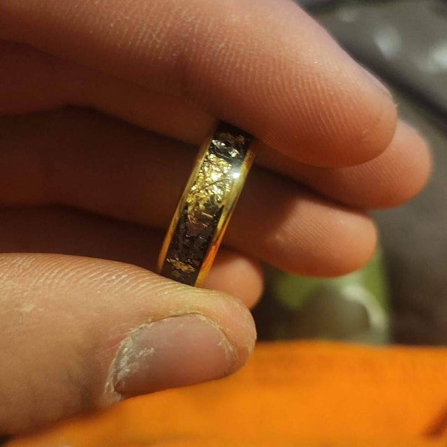 金化石　指輪 研磨された金箔隕石リング、ウェディング 金箔隕石リング 4 mm 6