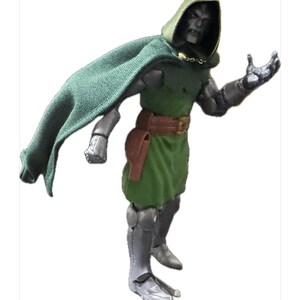1/12 Dr Doom Wired Cloak and Tunic Set for Marvel Legend or