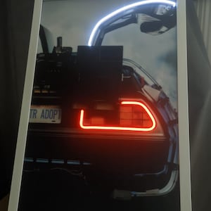 Pop Art Neon Wall Decor – Custom LED Light Portraits & Paintings, Modern Neon Sign Art for Home or Office Interio