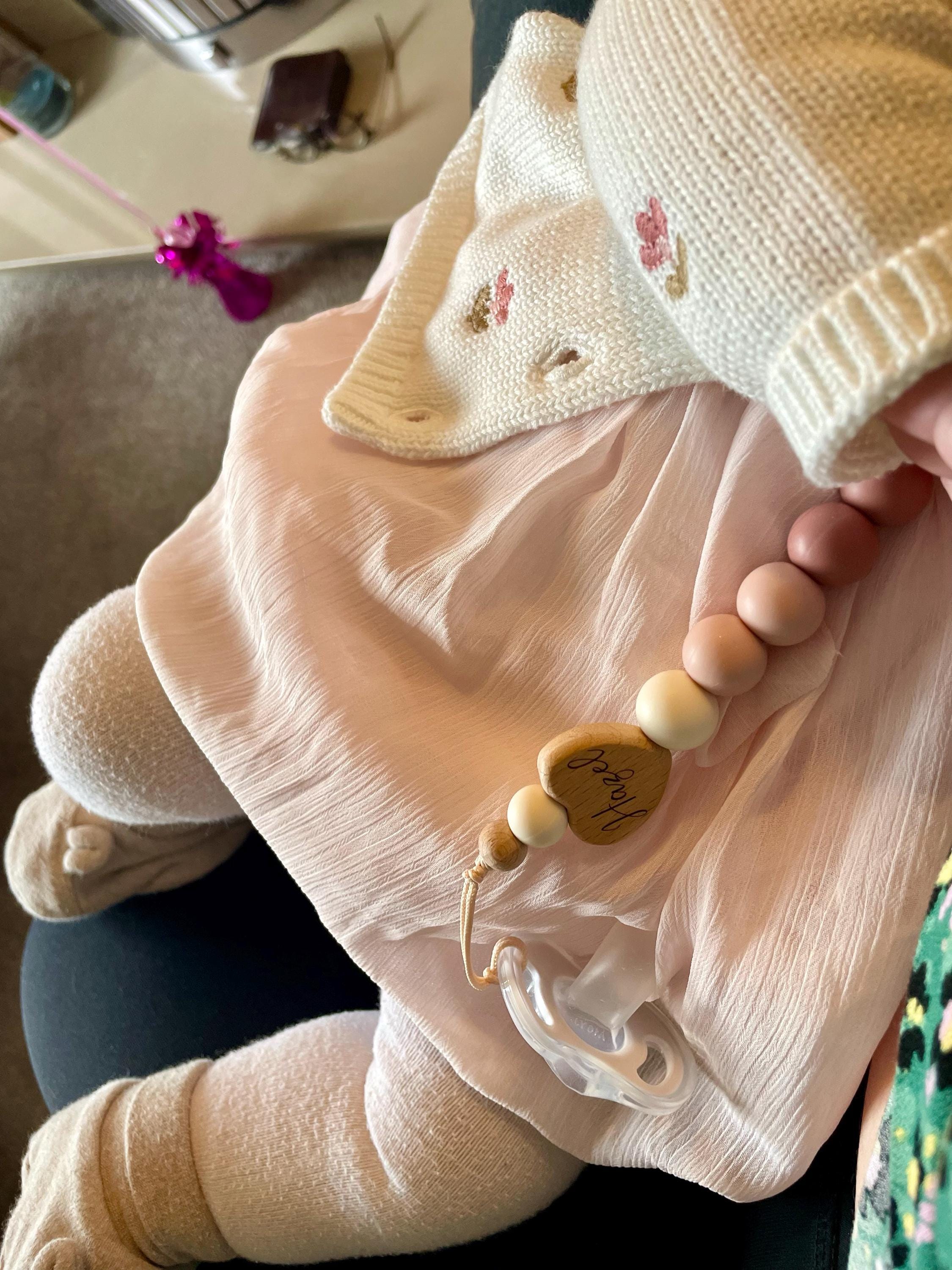 JBØRN Heart Personalised Pacifier Clip | Soother Holder | Dummy Clip