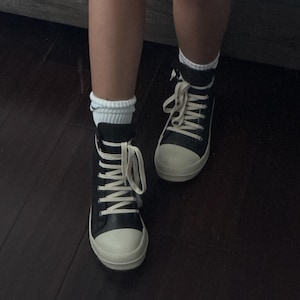 Kaylen added a photo of their purchase