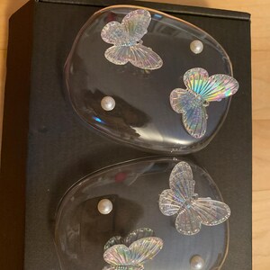 Ho added a photo of their purchase