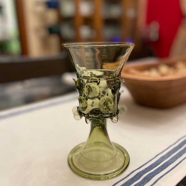 Game of thrones wine glasses deals
