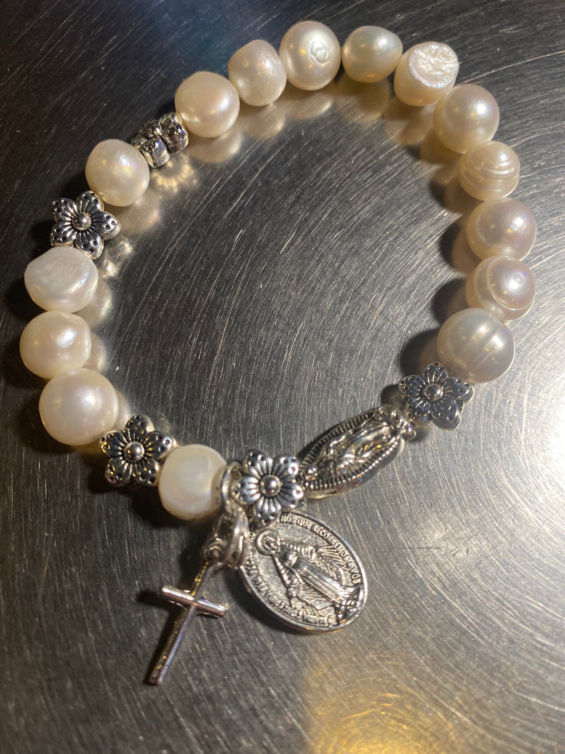 Rosary Bracelet - Women - Stretch Bracelet - Our Lady of Guadalupe - Small Cross