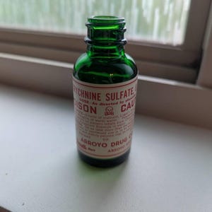 Vintage Strychnine Poison Label & Green Glass Bottle - Etsy