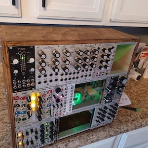 20 Connection Eurorack Power Bus reviiew picture