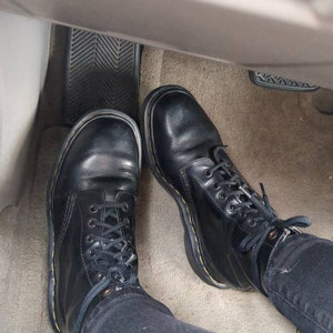 Dani added a photo of their purchase