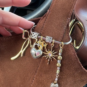 Taylor added a photo of their purchase