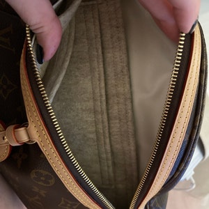 louis vuitton highrise bumbag insert