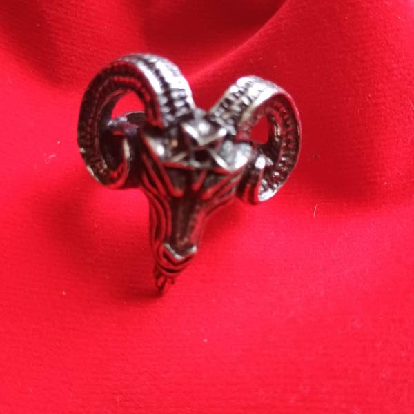 Draconkreuz Pendant main image 1