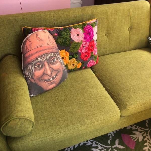 Vintage Smiling Fortune Teller Witch Head Throw Pillow Old Early World ...