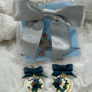 Kim added a photo of their purchase
