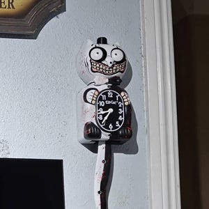 Terrifier Art the Clown Kit-cat Klock© Custom Clock - Original Art