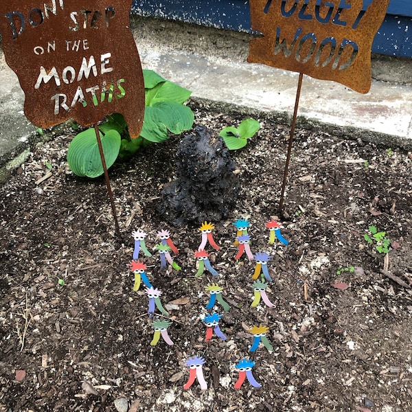 Mome Raths Plant and Garden Stake (set of 6) Alice in Wonderland - Free ...