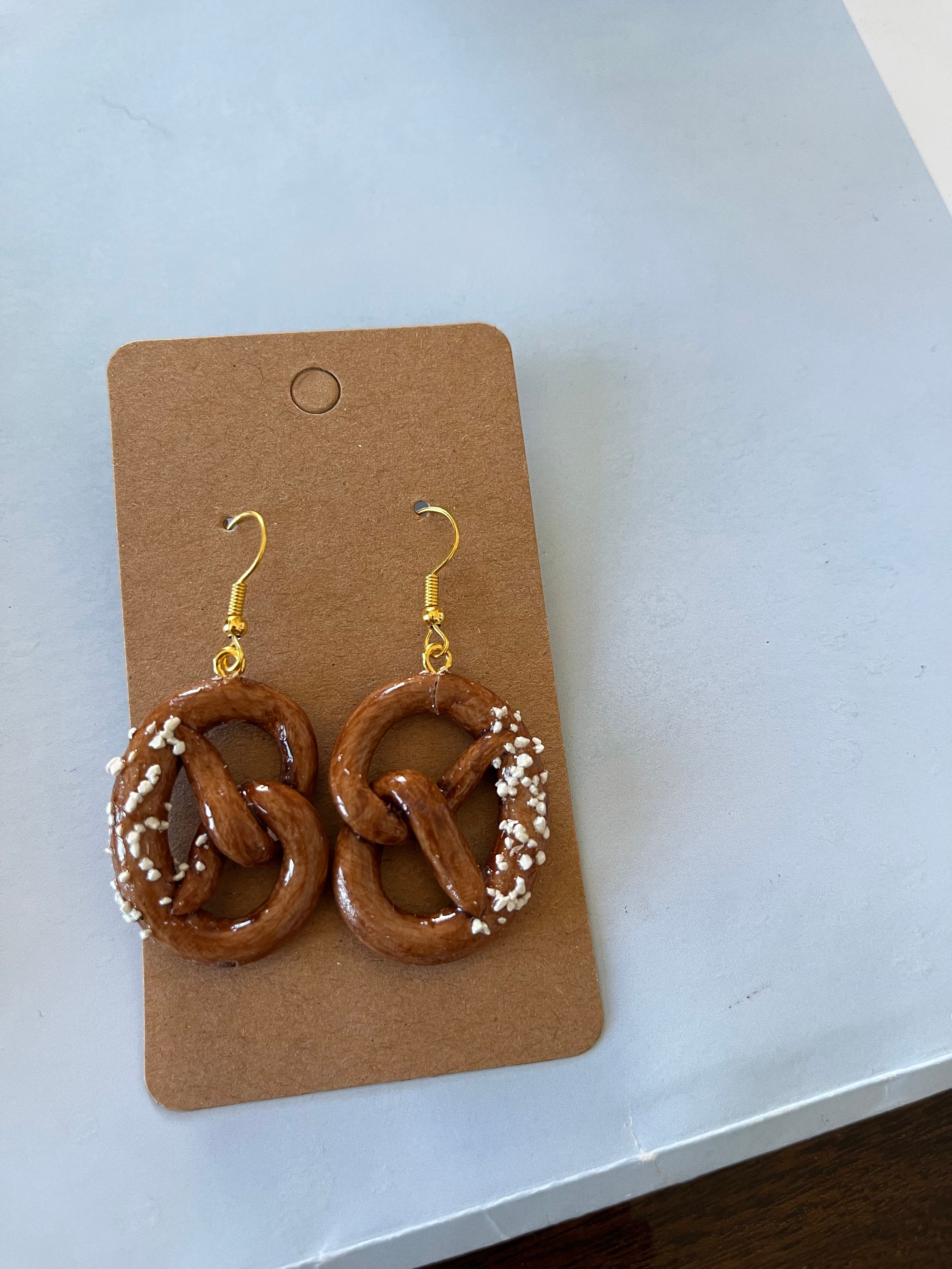 Earrings &quot;Laugenbrezel&quot;/ Modeling clay/ Miniature earring/ Motif earrings/ Oktoberfest jewelry/ Kawaii/ Tiny/ Cute/ Pretzel/ Ear clips/ Fun