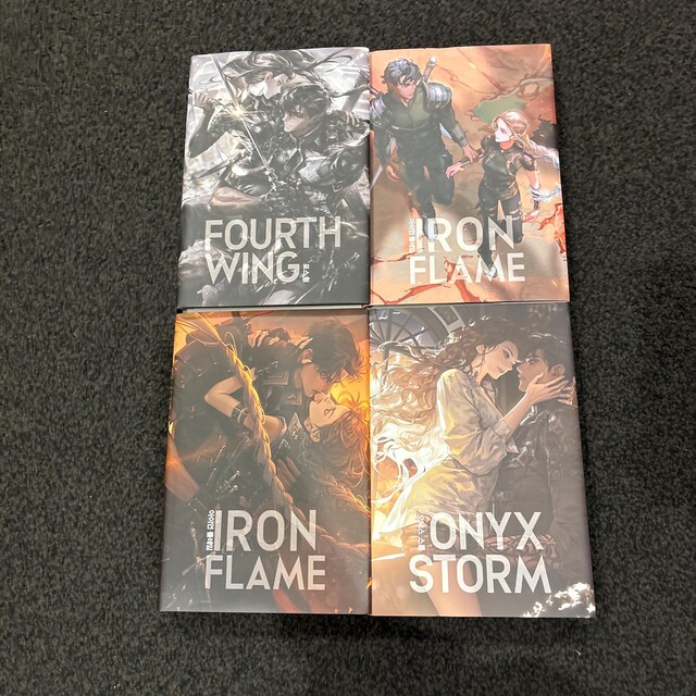 Fourth Wing + Iron Flame + Onyx Storm Korean Limited Edition Book