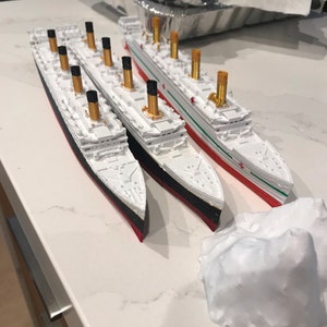 Shop Special 3 Model Ships: RMS Titanic HMHS Britannic RMS | Etsy Rms Britannic Model