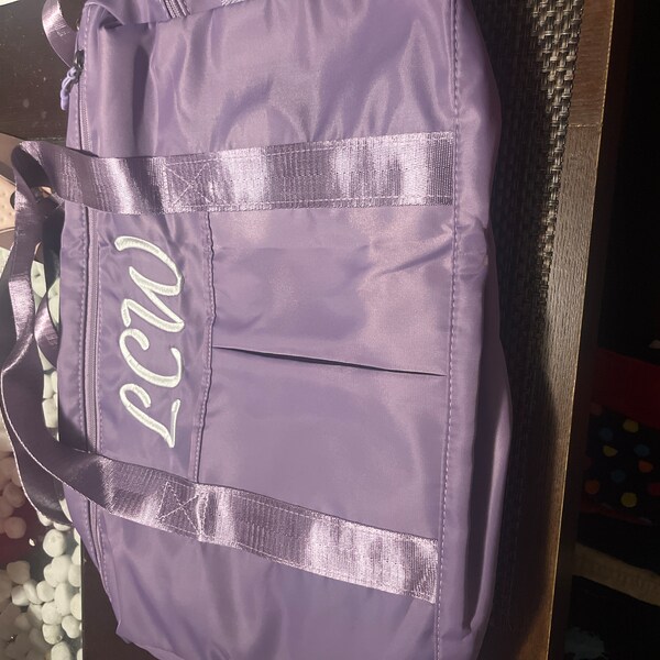 How to Customize a Duffel Bag With Embroidery: Easy DIY Guide