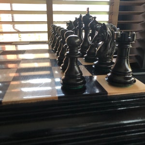 4 1/4 Ultraweight Black and White Resin Staunton Chess Pieces