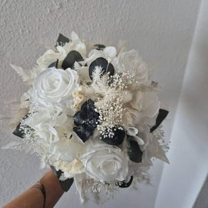 Erna Bockwurst added a photo of their purchase
